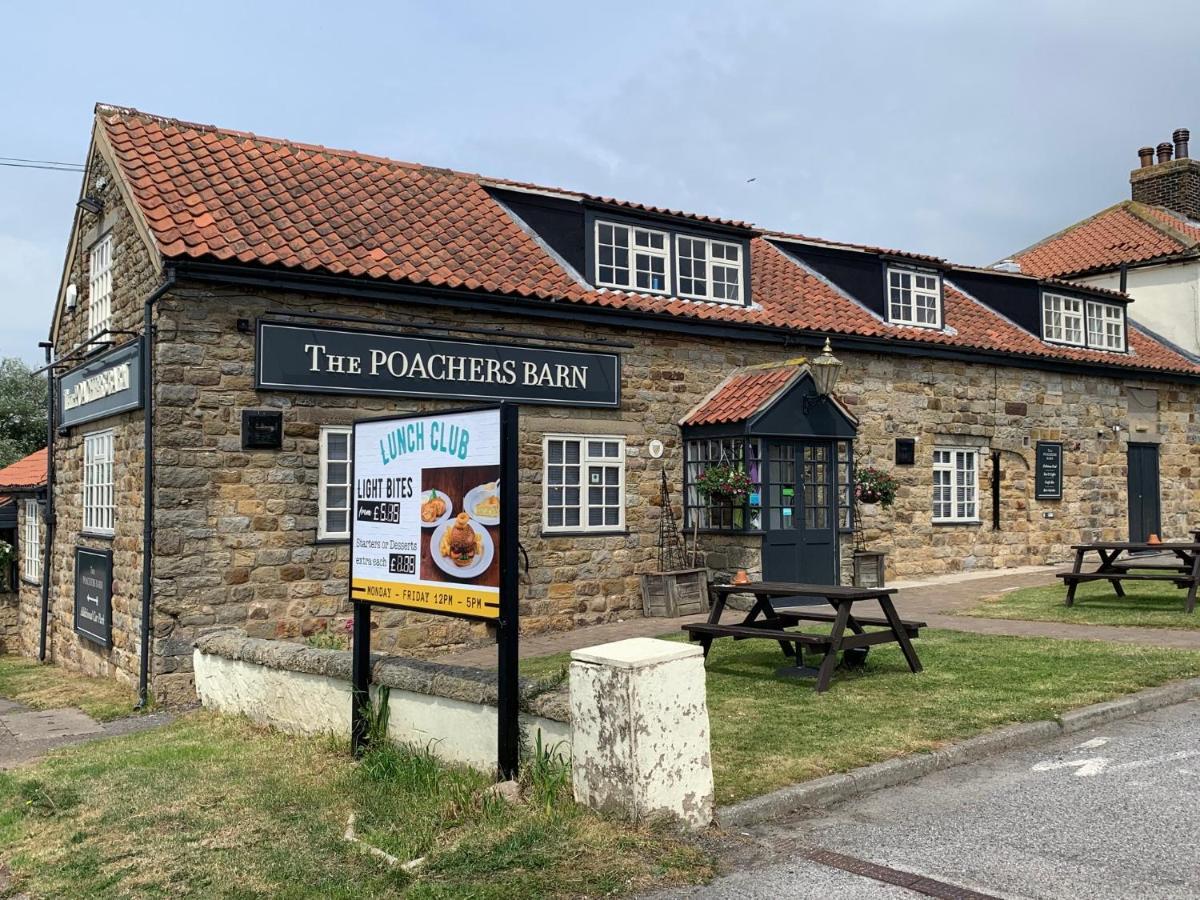 Poacher'S Barn Hotel Cayton Exterior foto